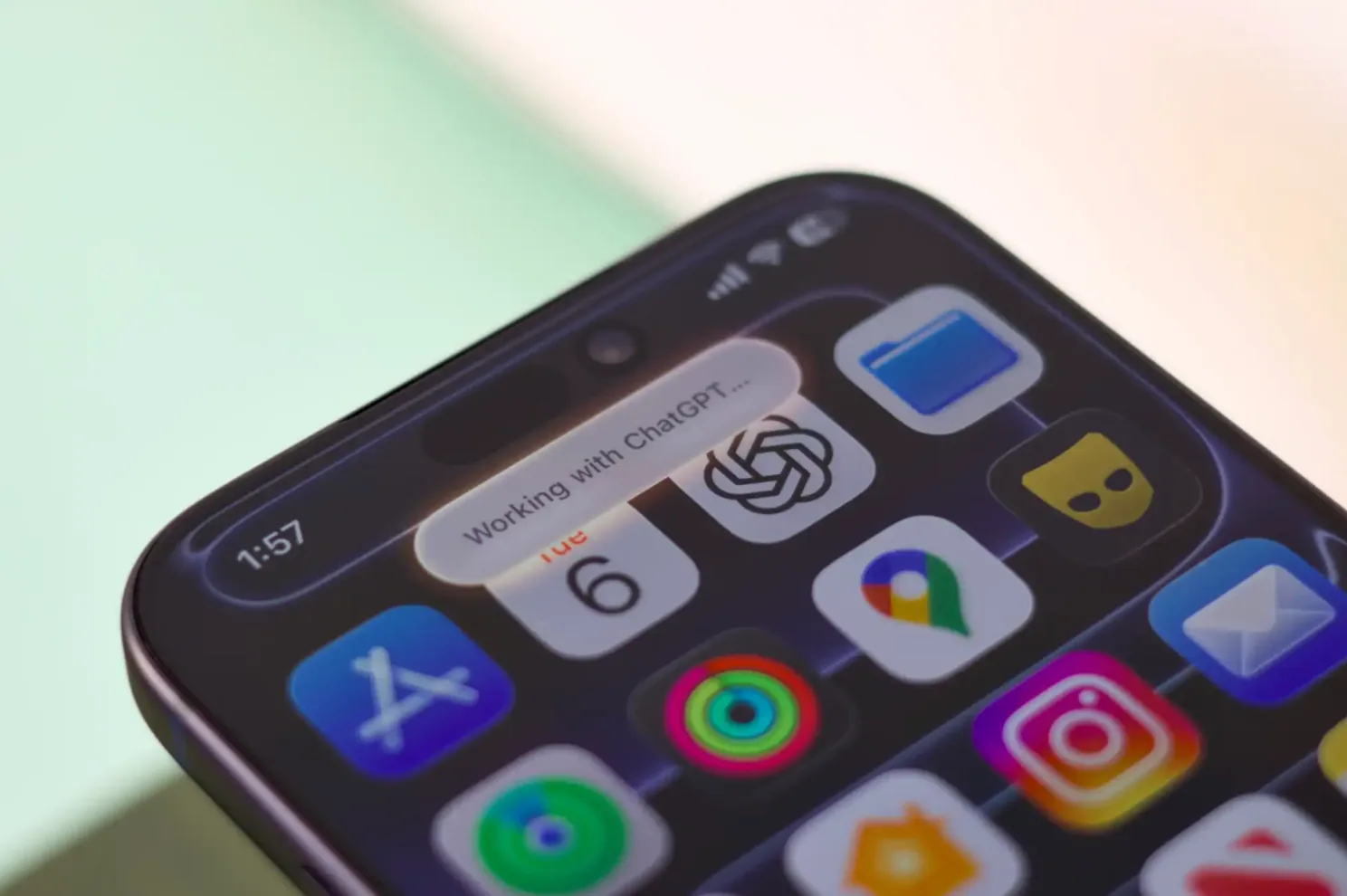 รู้มั้ย ChatGPT แอบเป็นพลังวิเศษให้กับ iPhone อยู่นะ